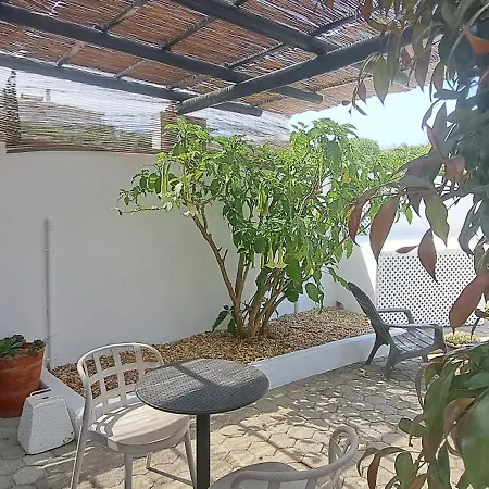 A Charming Place To Relax For Two *